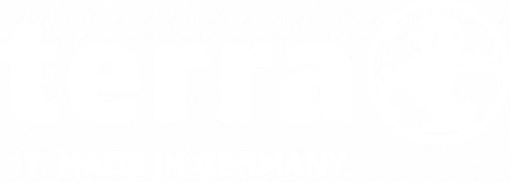 logo-terra-wortmann-ag-unterzeile-weiss-1024×367 Logo der Marke Terra mit dem Schriftzug ‚terra‘ und einer stilisierten Weltkugel. Darunter steht der Slogan ‚IT. MADE IN GERMANY.‘ in weißer Schrift auf transparentem Hintergrund.